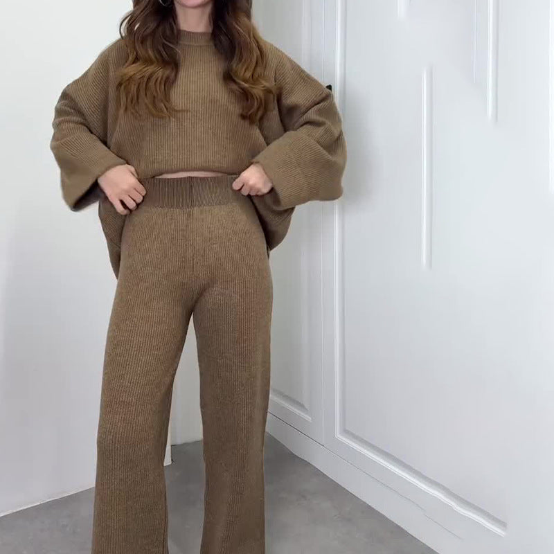 Women's Polyester Knit Two-Piece Set – Relaxed Sweater & Trouser Outfit